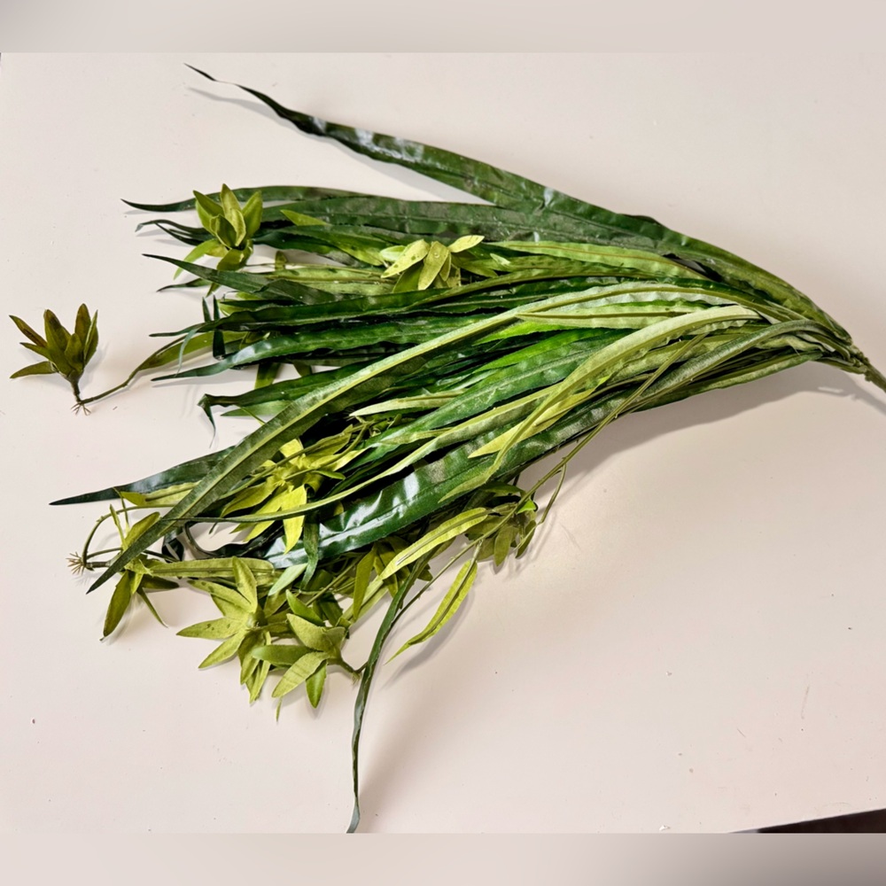 LIFELIKE Spider Plant Artificial Greenery Faux Floral Arrangement Ivy #B